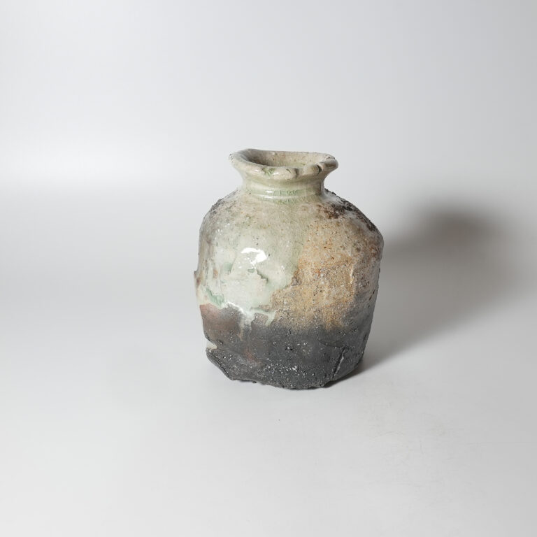 iiga-tata-vase-0038