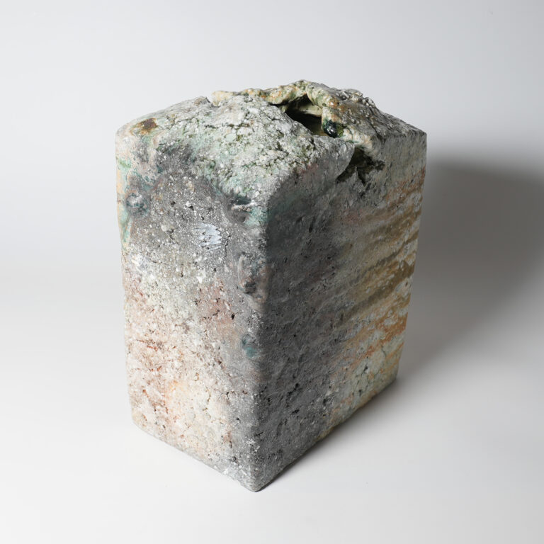 shig-fuka-vase-0035